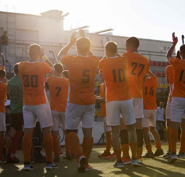 sportsneats_homepage_socialevents_sportsevents-img
